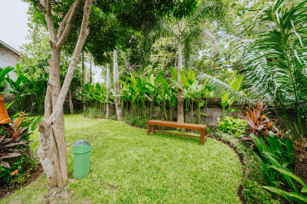 Brisk Homestay Uluwatu Extérieur photo